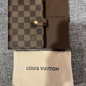 Louis Vuitton Agenda PM in Damier Ebene.